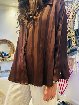 ★brown shirt★
