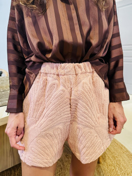 ★short★